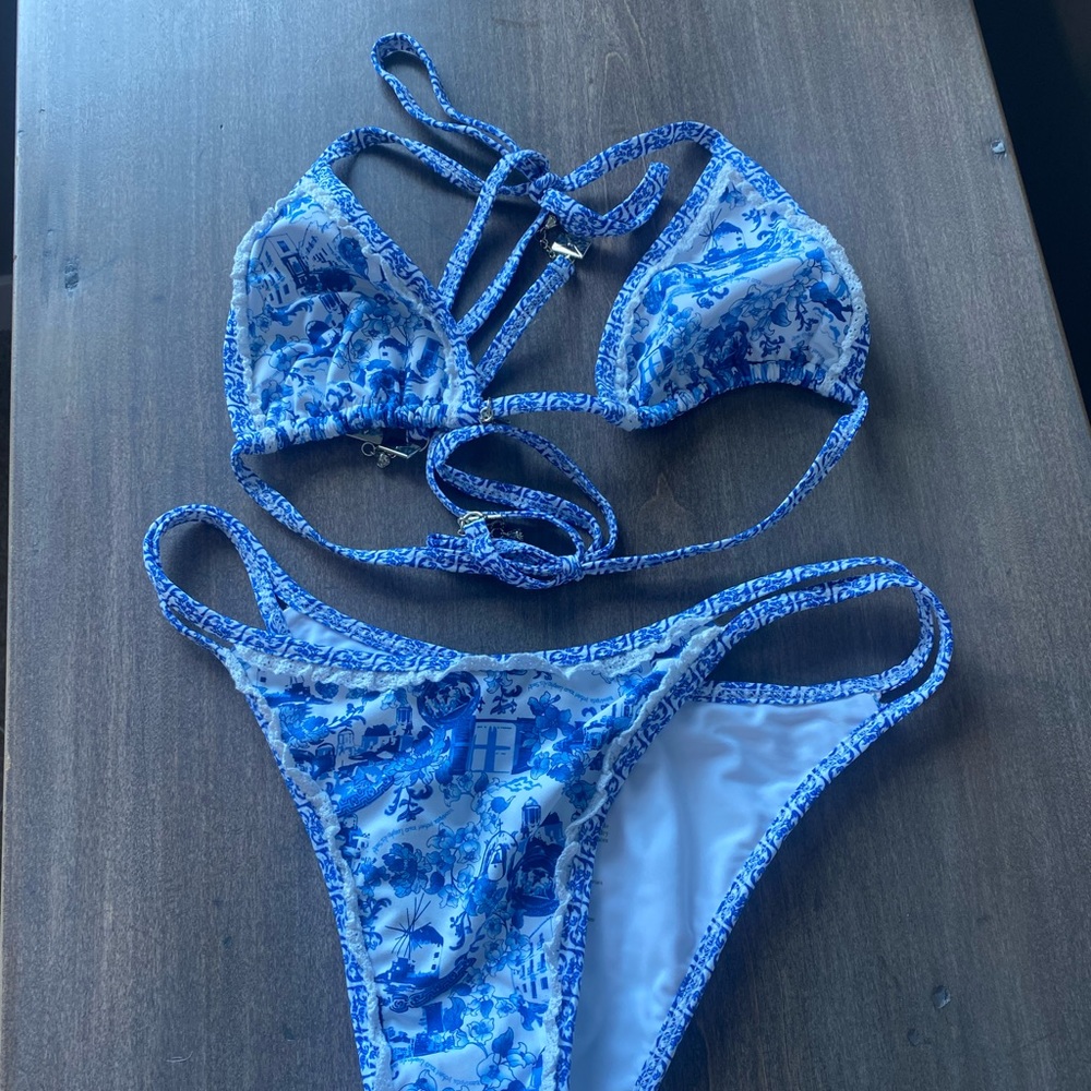 Bydee swimsuit worn once for pictures